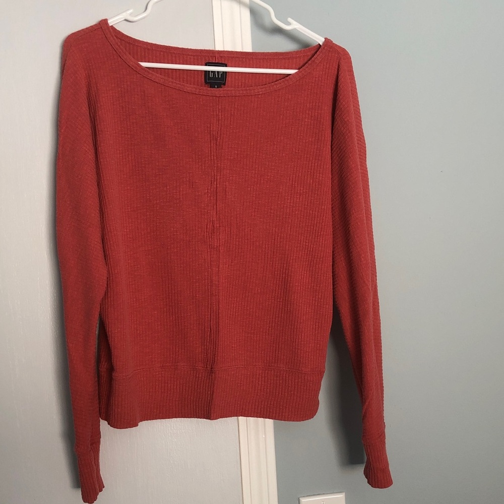 GAP long sleeve pink top